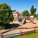 Ferien Im Reethaus Seepferdchen By Interhome *